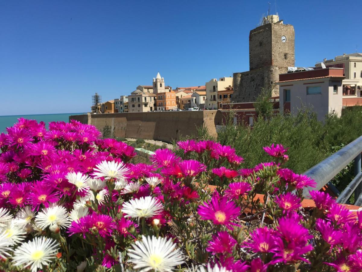 La Gemma Nel Borgo B&B Termoli Exterior photo